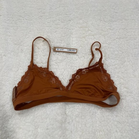 Bronze Skims Fits Everybody Lace Triangle Bralette LG NWT - Picture 2 of 3